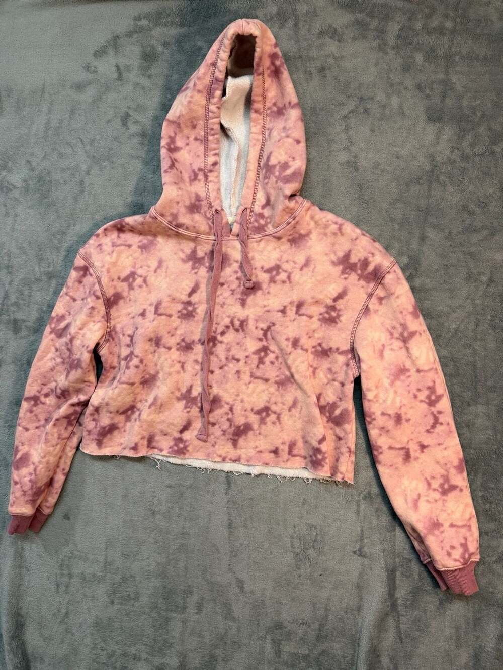 Kendall + Kylie Pink Tie Dye Raw Hem Cropped Hoodie Size S